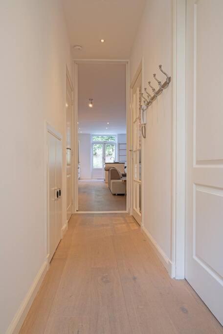 Location 2 Bedroom Groundfloor With Garden Den Haag