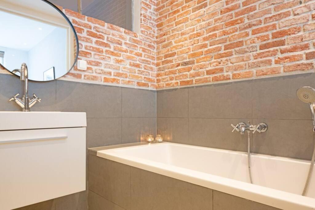 Appartement Location 2 Bedroom Groundfloor With Garden